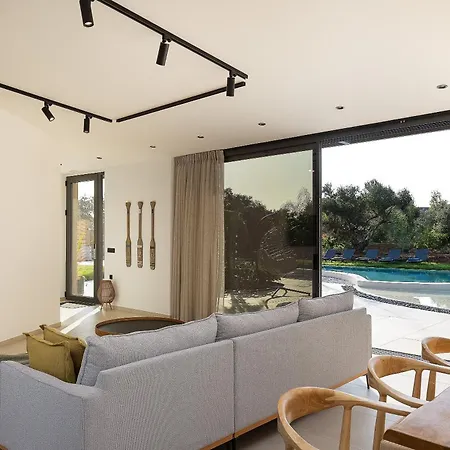 Salisol - Oasis * La Canea